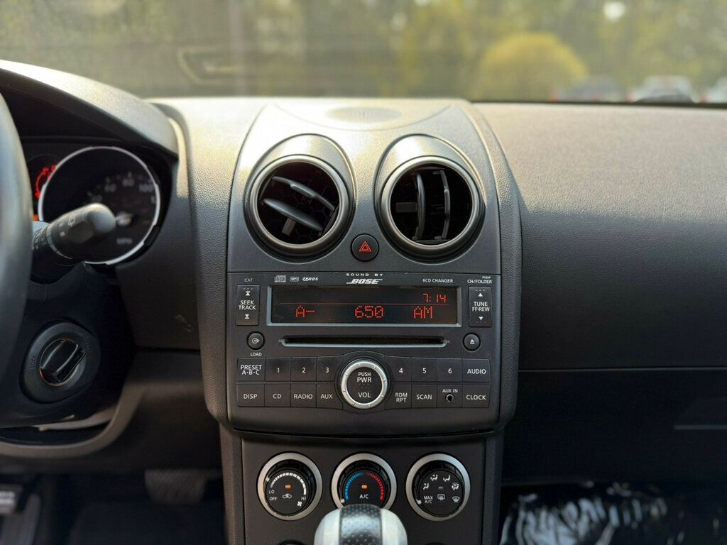 2010 Nissan Rogue SL photo 14