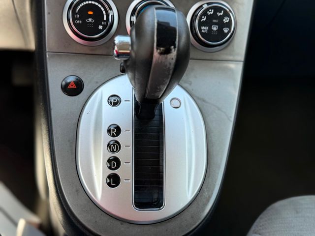 2010 Nissan Sentra 4dr Sedan I4 CVT 2.0 - 23018761 - 28
