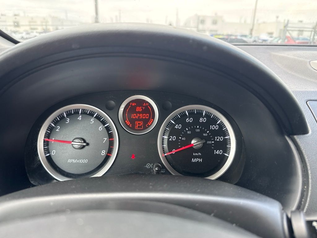 2010 Nissan Sentra 4dr Sedan I4 CVT 2.0 SR - 23058484 - 12