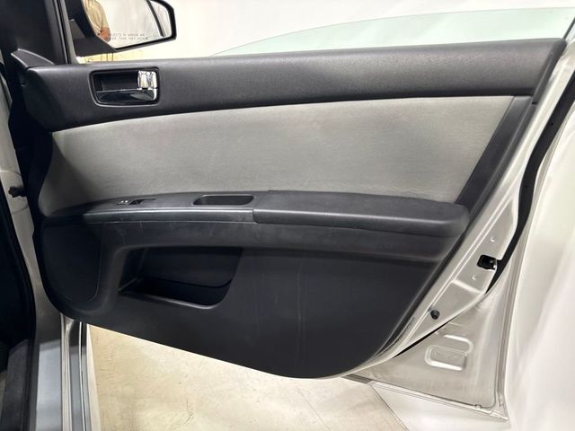2010 Nissan Sentra 4dr Sedan I4 CVT 2.0 SR - 23058484 - 24