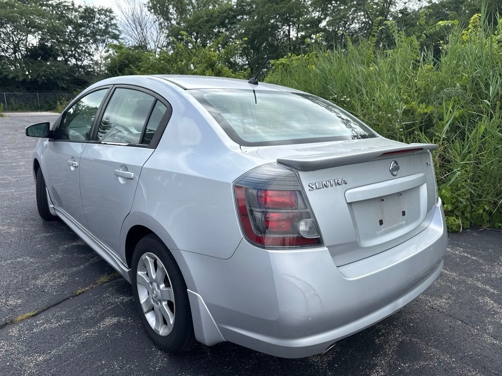 2010 Nissan Sentra 4dr Sedan I4 CVT 2.0 SR - 23058484 - 4