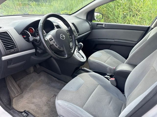 2010 Nissan Sentra 4dr Sedan I4 CVT 2.0 SR - 23058484 - 7