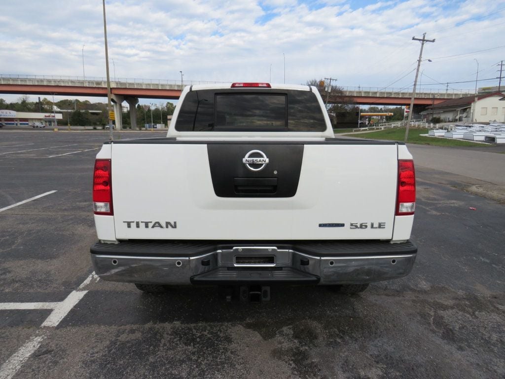 2010 Nissan Titan 4WD Crew Cab SWB LE - 22655080 - 4