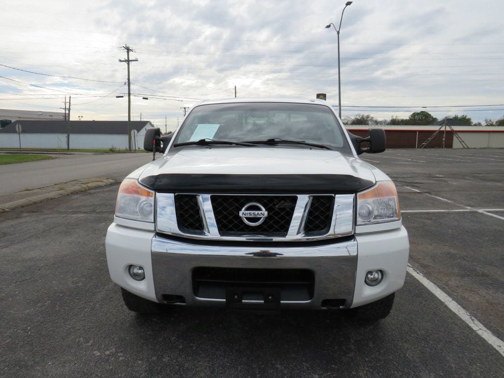 2010 Nissan Titan 4WD Crew Cab SWB LE - 22655080 - 7