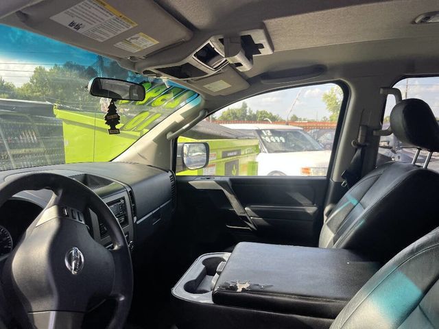 2010 Nissan Titan XE - 23067480 - 4