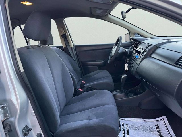 2010 Nissan Versa 4dr Sedan I4 Automatic 1.6 - 22986785 - 16