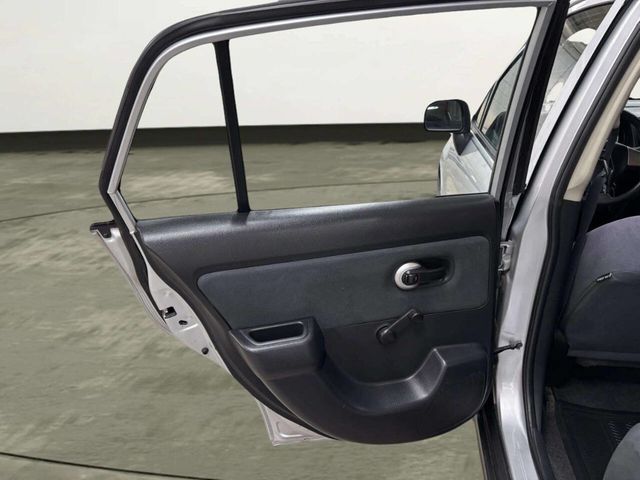 2010 Nissan Versa 4dr Sedan I4 Automatic 1.6 - 23057770 - 14