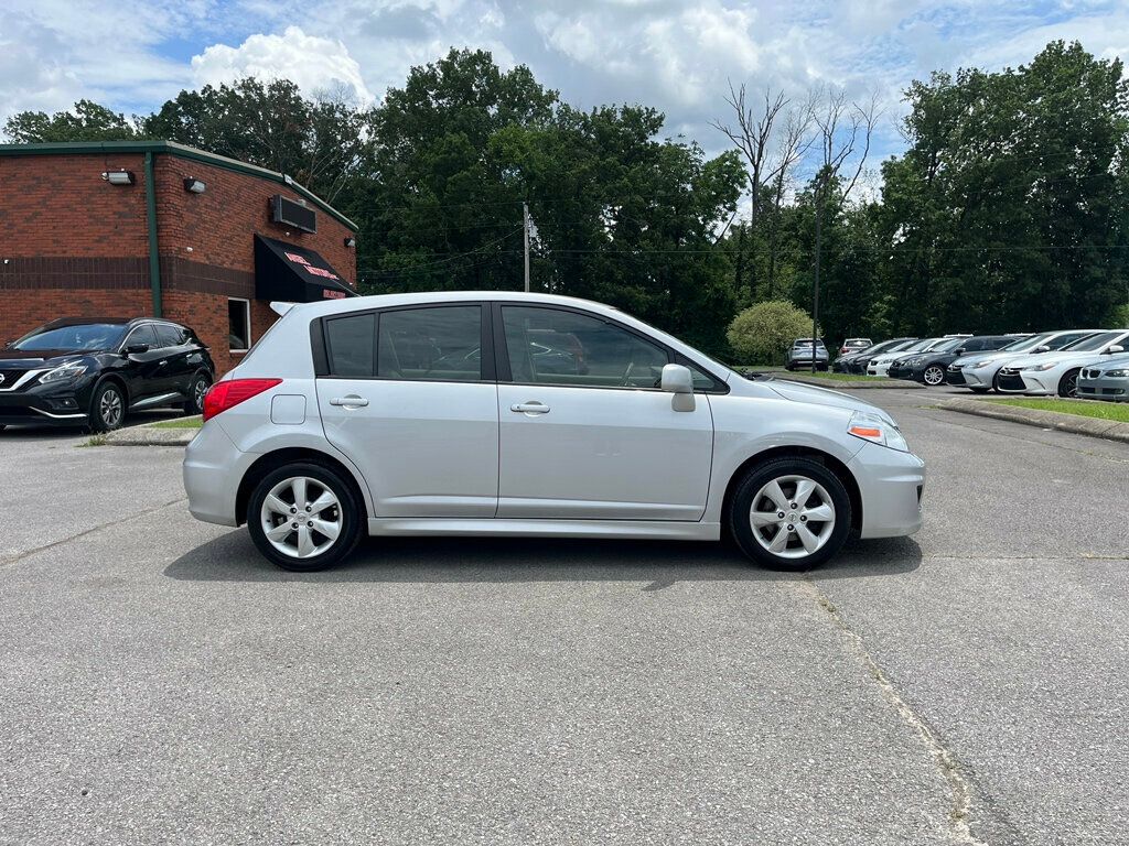 2010 Nissan Versa 4dr Sedan I4 Automatic 1.8 SL - 22882083 - 3