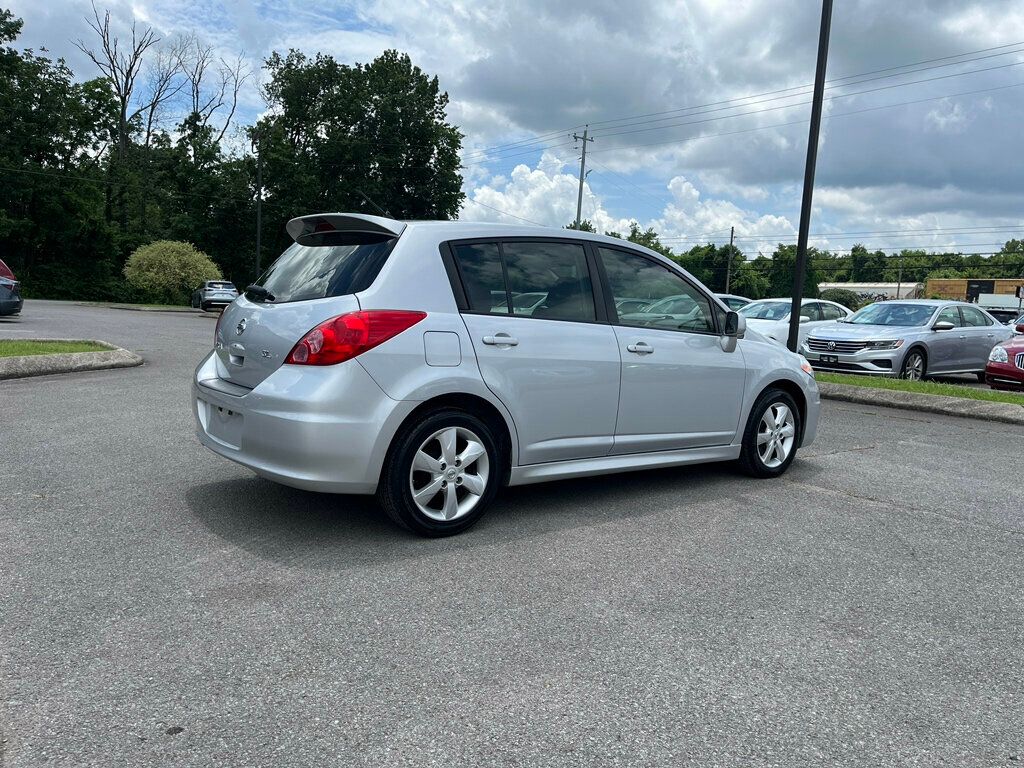 2010 Nissan Versa 4dr Sedan I4 Automatic 1.8 SL - 22882083 - 4
