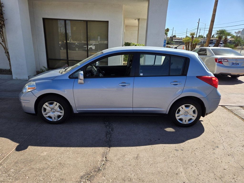 2010 Nissan Versa 5dr Hatchback I4 Automatic 1.8 S - 22590990 - 1