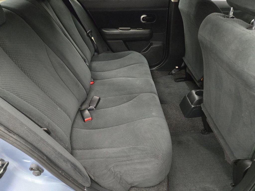 2010 Nissan Versa 5dr Hatchback I4 Automatic 1.8 S - 22936513 - 9