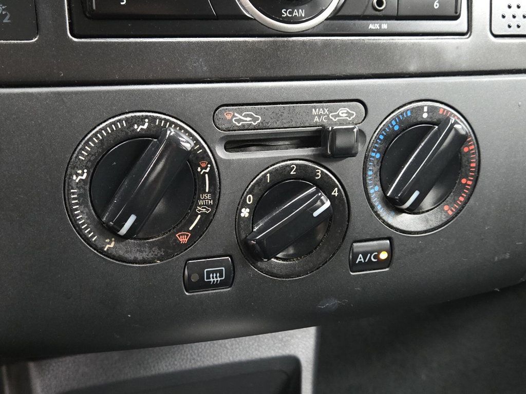 2010 Nissan Versa 5dr Hatchback I4 Automatic 1.8 S - 22936513 - 16