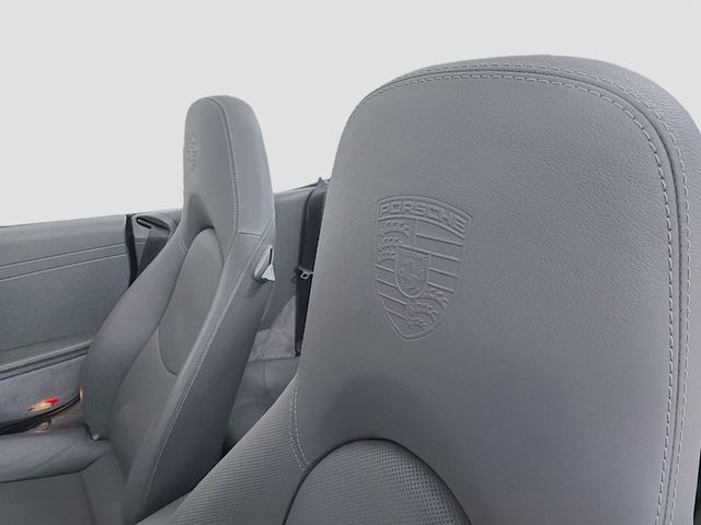 2010 Porsche 911 2dr Cabriolet Carrera 4S - 23012520 - 17