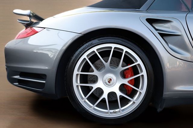 2010 Porsche 911 2dr Cabriolet Turbo - 23028740 - 22