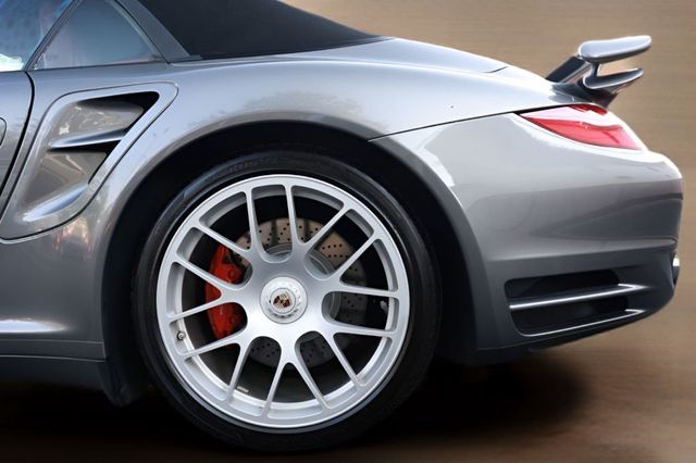 2010 Porsche 911 2dr Cabriolet Turbo - 23028740 - 6