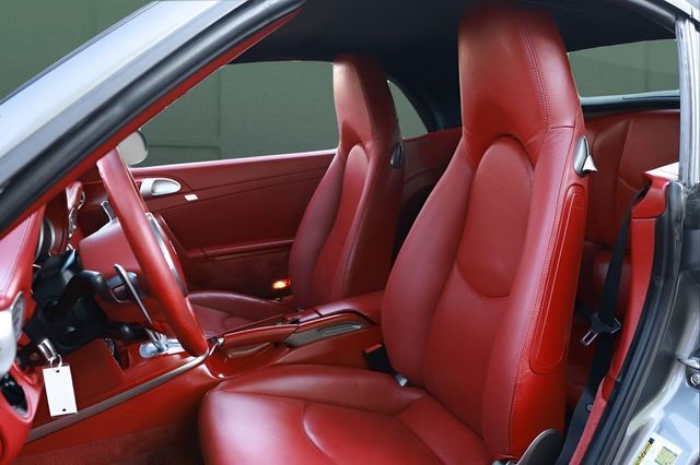 2010 Porsche 911 2dr Cabriolet Turbo - 23057967 - 1