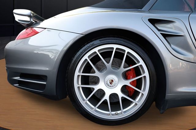 2010 Porsche 911 2dr Cabriolet Turbo - 23057967 - 19