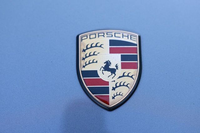 2010 Porsche 911 2dr Cabriolet Turbo - 23057967 - 22