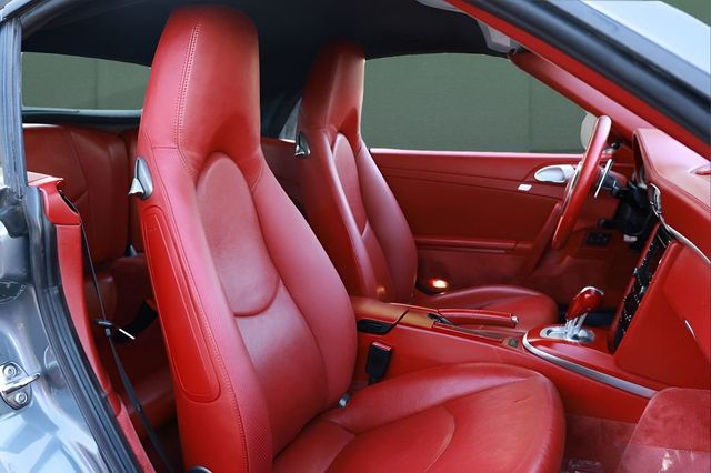 2010 Porsche 911 2dr Cabriolet Turbo - 23057967 - 37