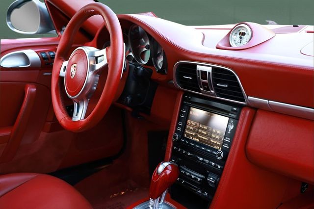 2010 Porsche 911 2dr Cabriolet Turbo - 23057967 - 38