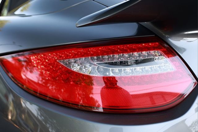 2010 Porsche 911 2dr Cabriolet Turbo - 23057967 - 44