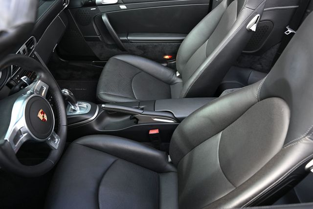 2010 Porsche 911 2dr Cabriolet Turbo - 22962948 - 18