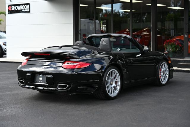 2010 Porsche 911 2dr Cabriolet Turbo - 22962948 - 23