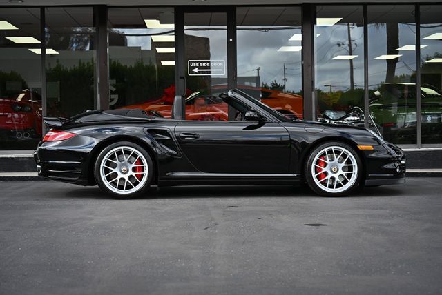 2010 Porsche 911 2dr Cabriolet Turbo - 22962948 - 27