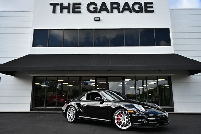 2010 Porsche 911 2dr Cabriolet Turbo - 22962948 - 3