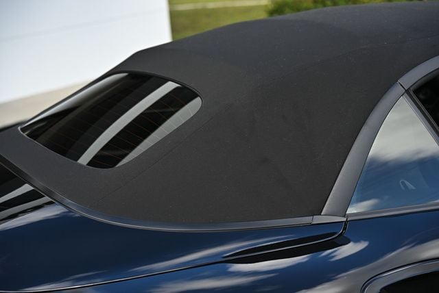 2010 Porsche 911 2dr Cabriolet Turbo - 22962948 - 4