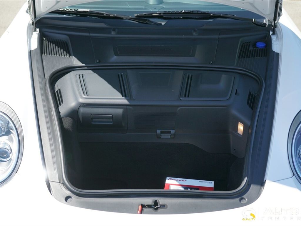 2010 Porsche 911 2dr Targa 4S - 22903934 - 11