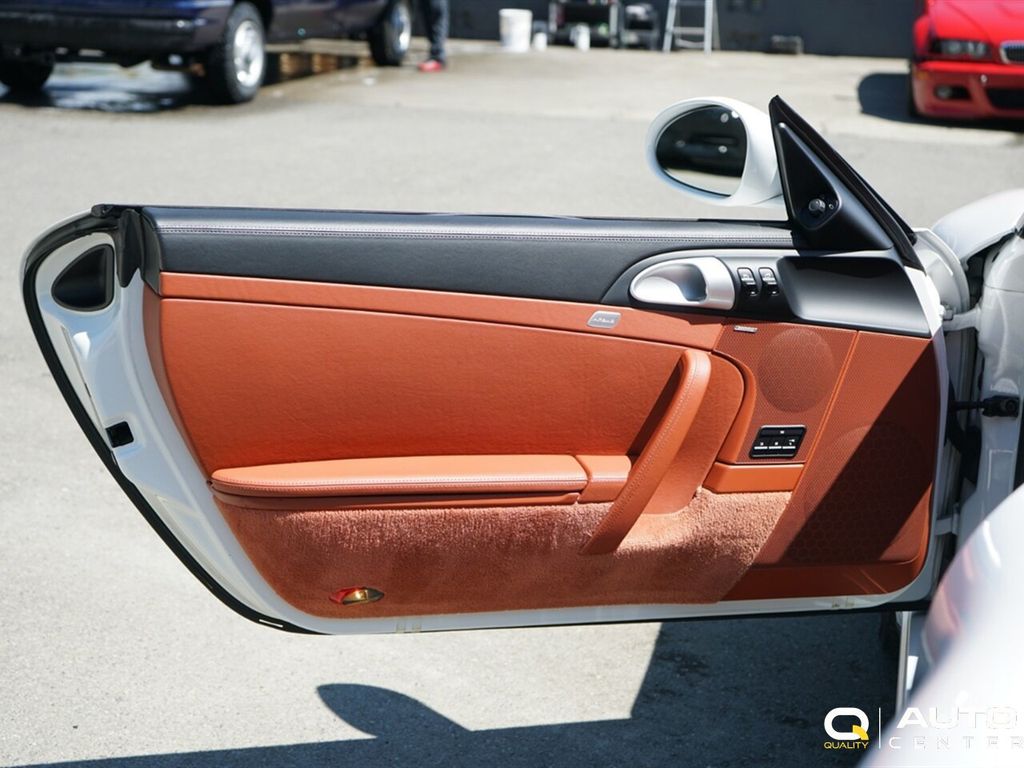 2010 Porsche 911 2dr Targa 4S - 22903934 - 17