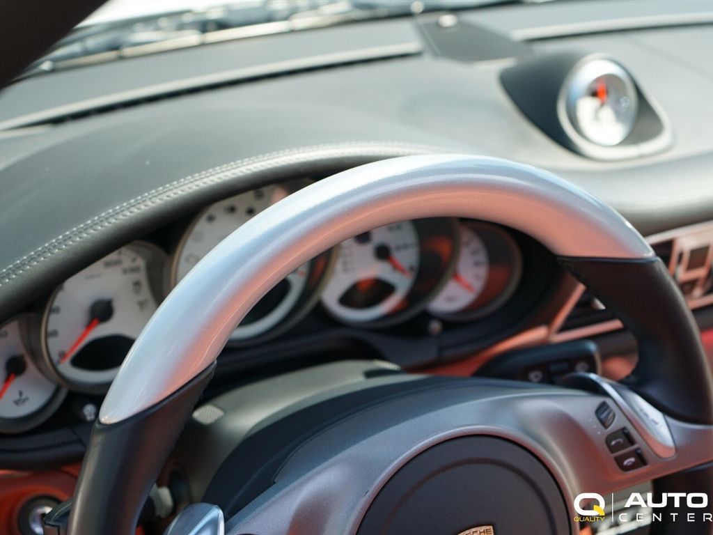 2010 Porsche 911 2dr Targa 4S - 22903934 - 32