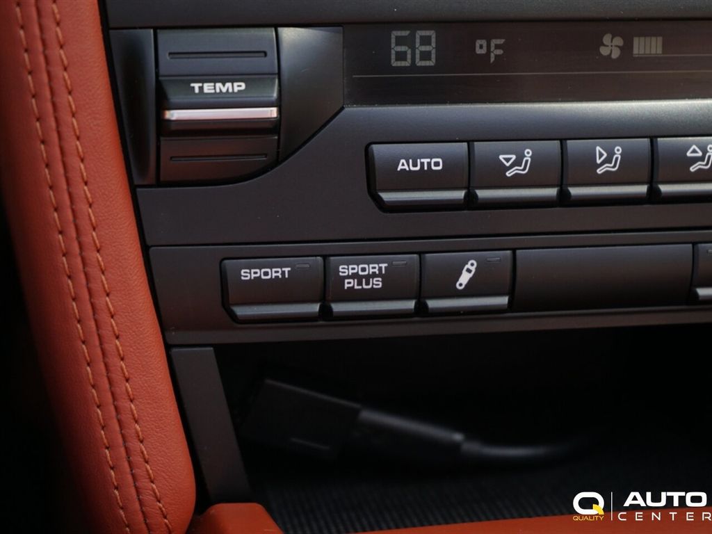 2010 Porsche 911 2dr Targa 4S - 22903934 - 49