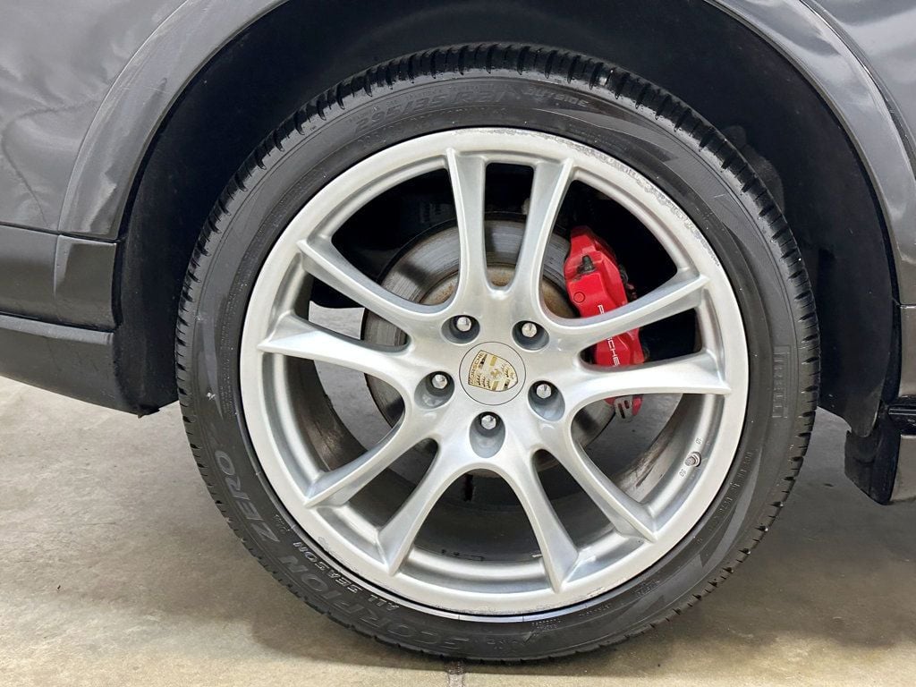 2010 Porsche Cayenne AWD 4dr GTS Tiptronic - 23031446 - 13