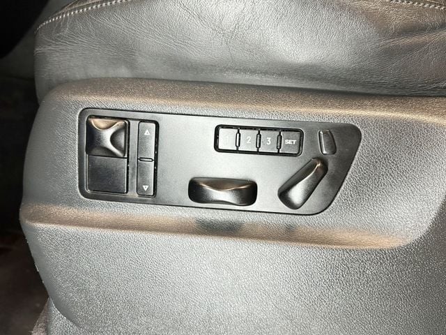 2010 Porsche Cayenne AWD 4dr GTS Tiptronic - 23031446 - 25