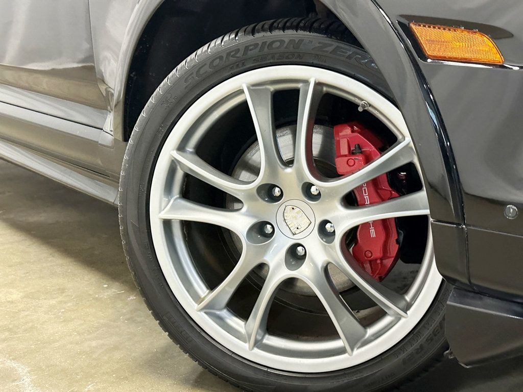 2010 Porsche Cayenne GTS - 23031446 - 11