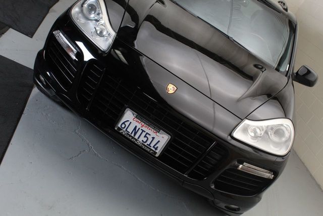 2010 Porsche Cayenne Turbo - 20529466 - 14