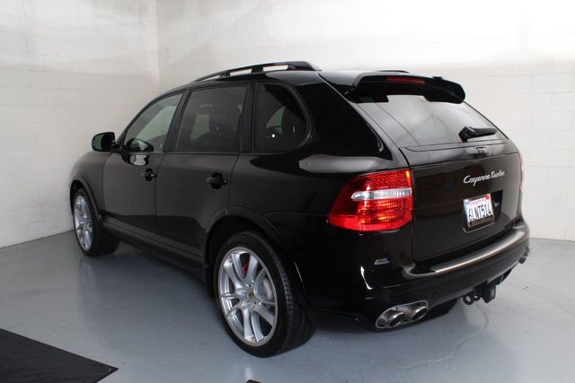 2010 Porsche Cayenne Turbo - 20529466 - 1