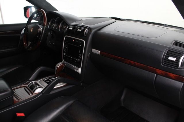 2010 Porsche Cayenne Turbo - 20529466 - 5