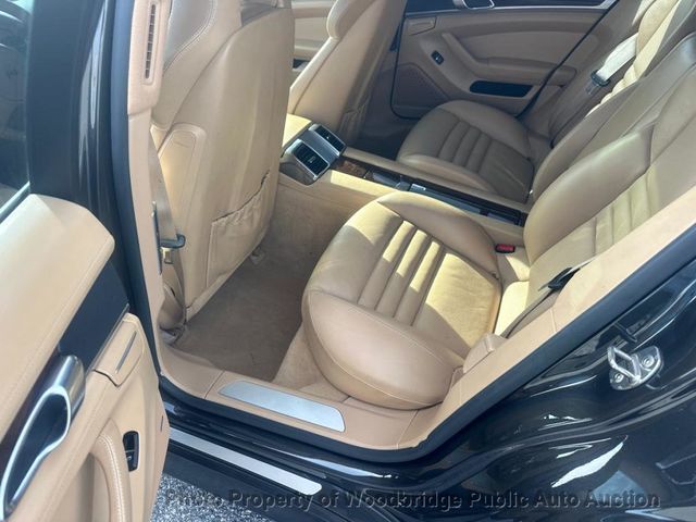 2010 Porsche Panamera 4dr Hatchback 4S - 22990912 - 10