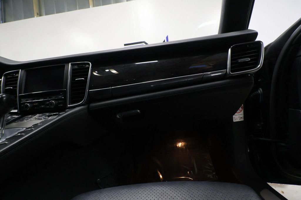 2010 Porsche Panamera 4dr Hatchback Turbo - 22937030 - 78