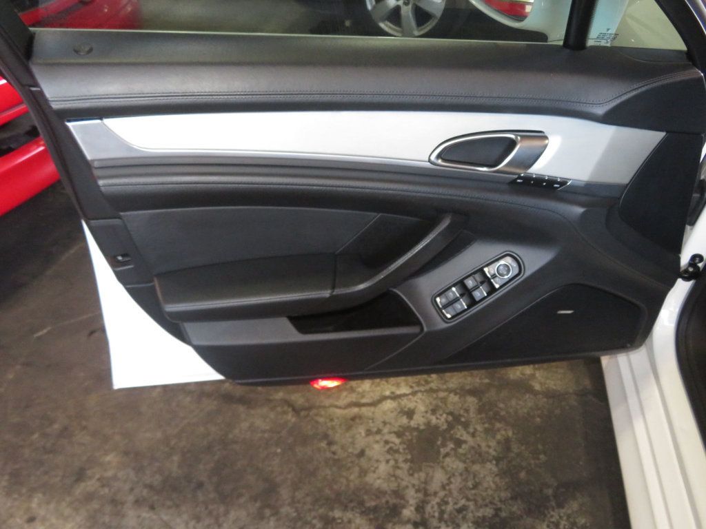 2010 Porsche Panamera EXTRA CLEAN PANAMERA TURBO LOW MILES 56 SERVICE RECORDS  - 23011035 - 14