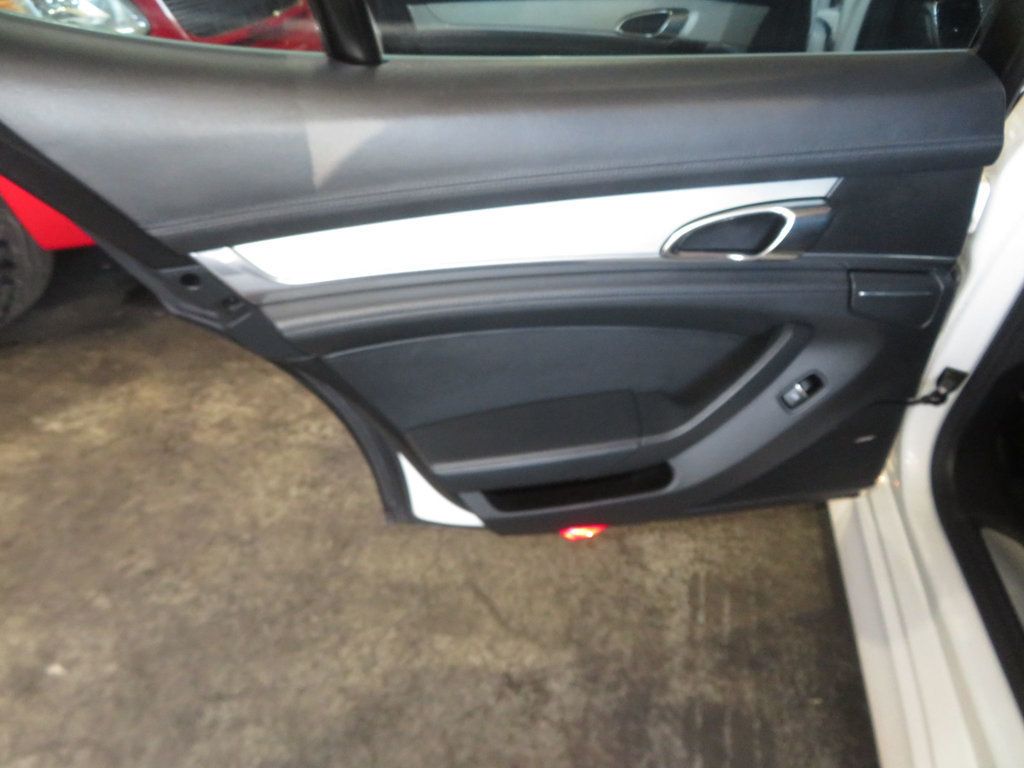 2010 Porsche Panamera EXTRA CLEAN PANAMERA TURBO LOW MILES 56 SERVICE RECORDS  - 23011035 - 20