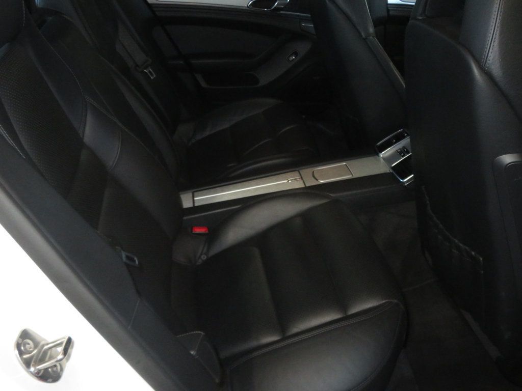 2010 Porsche Panamera EXTRA CLEAN PANAMERA TURBO LOW MILES 56 SERVICE RECORDS  - 23011035 - 26