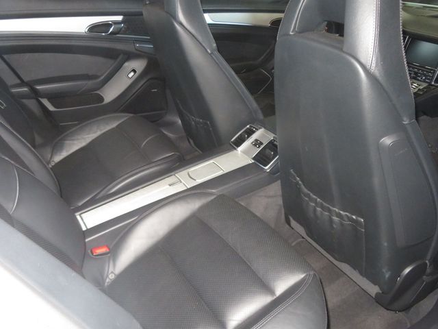 2010 Porsche Panamera EXTRA CLEAN PANAMERA TURBO LOW MILES 56 SERVICE RECORDS  - 23011035 - 28