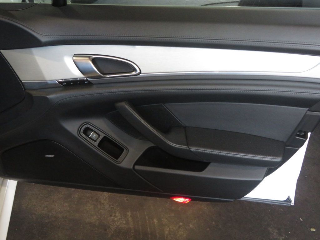 2010 Porsche Panamera EXTRA CLEAN PANAMERA TURBO LOW MILES 56 SERVICE RECORDS  - 23011035 - 29