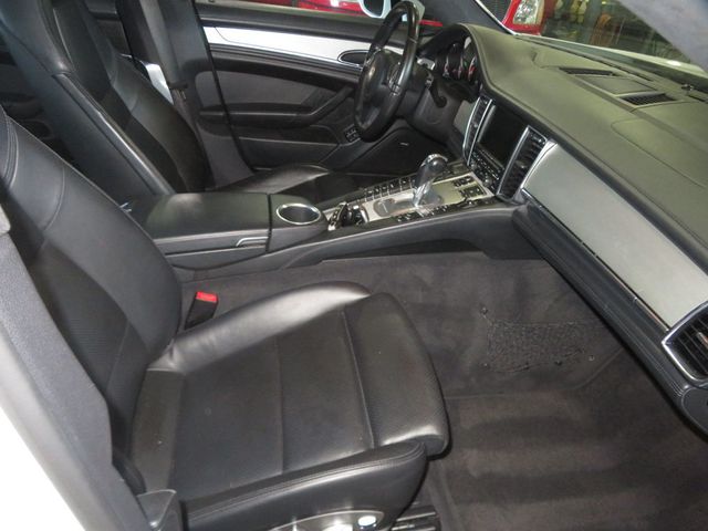 2010 Porsche Panamera EXTRA CLEAN PANAMERA TURBO LOW MILES 56 SERVICE RECORDS  - 23011035 - 30