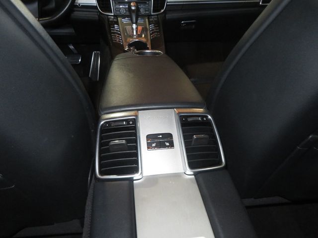 2010 Porsche Panamera EXTRA CLEAN PANAMERA TURBO LOW MILES 56 SERVICE RECORDS  - 23011035 - 34