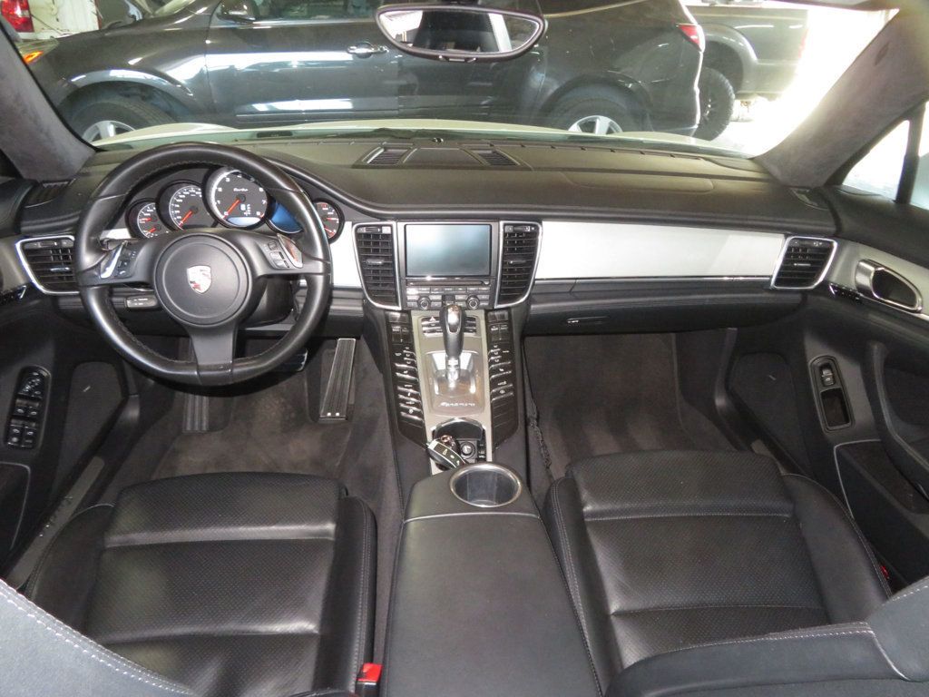2010 Porsche Panamera EXTRA CLEAN PANAMERA TURBO LOW MILES 56 SERVICE RECORDS  - 23011035 - 38